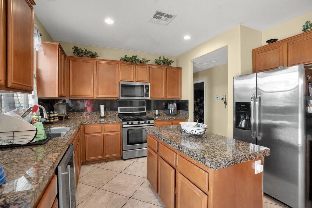 MLS #219131844DA image #0