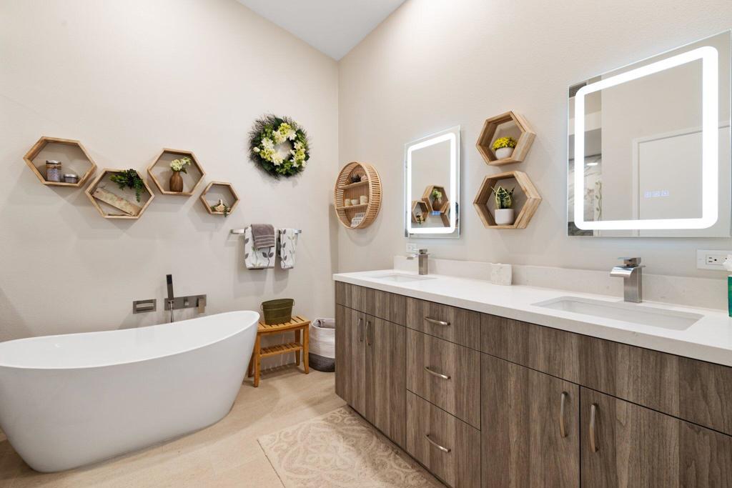 MLS #219131975DA image #0