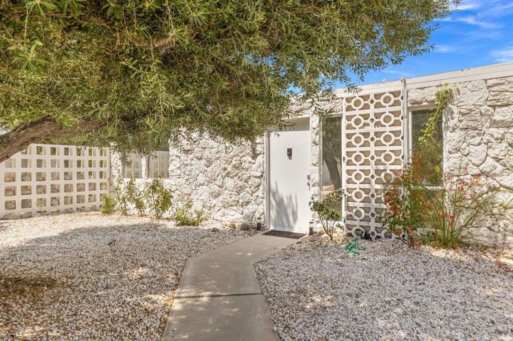 MLS #219132073PS image #0