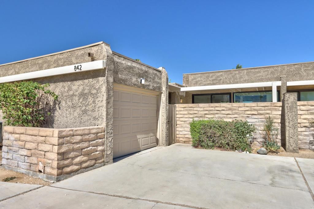 MLS #219132502DA image #0