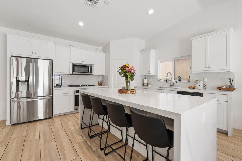 MLS #219132632DA image #0