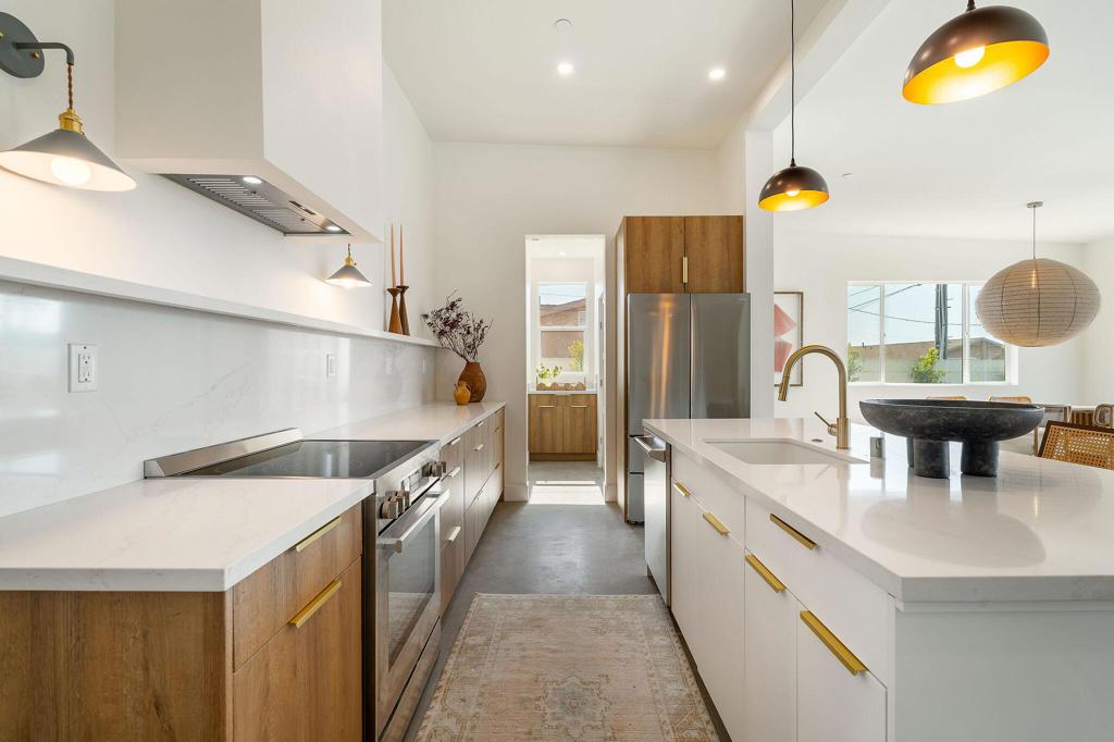 MLS #219133042DA image #0