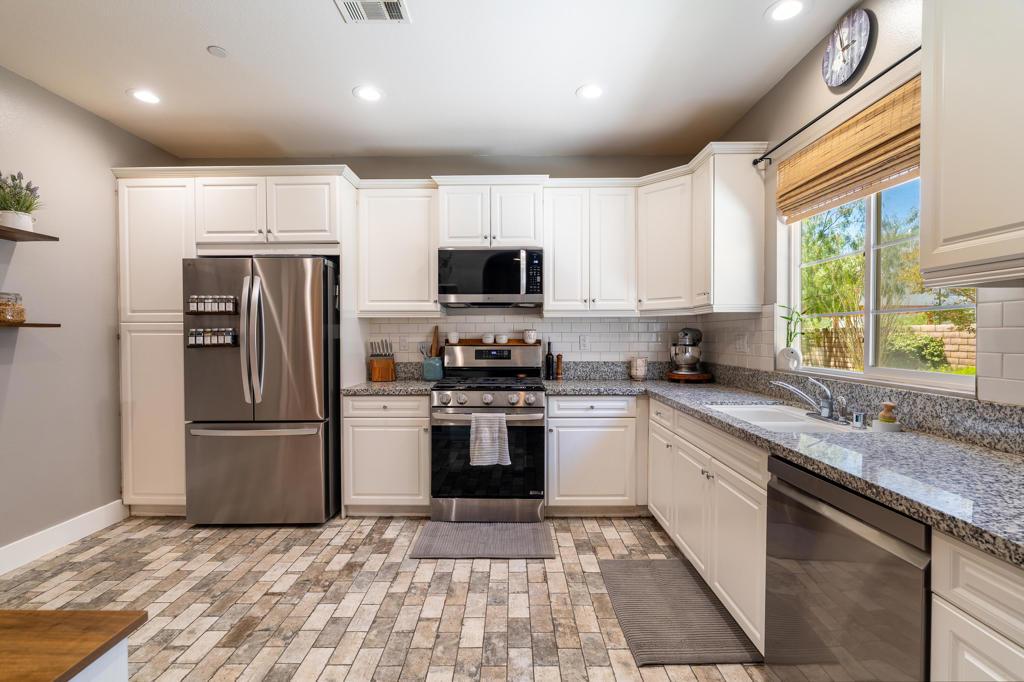 MLS #219133319DA image #0