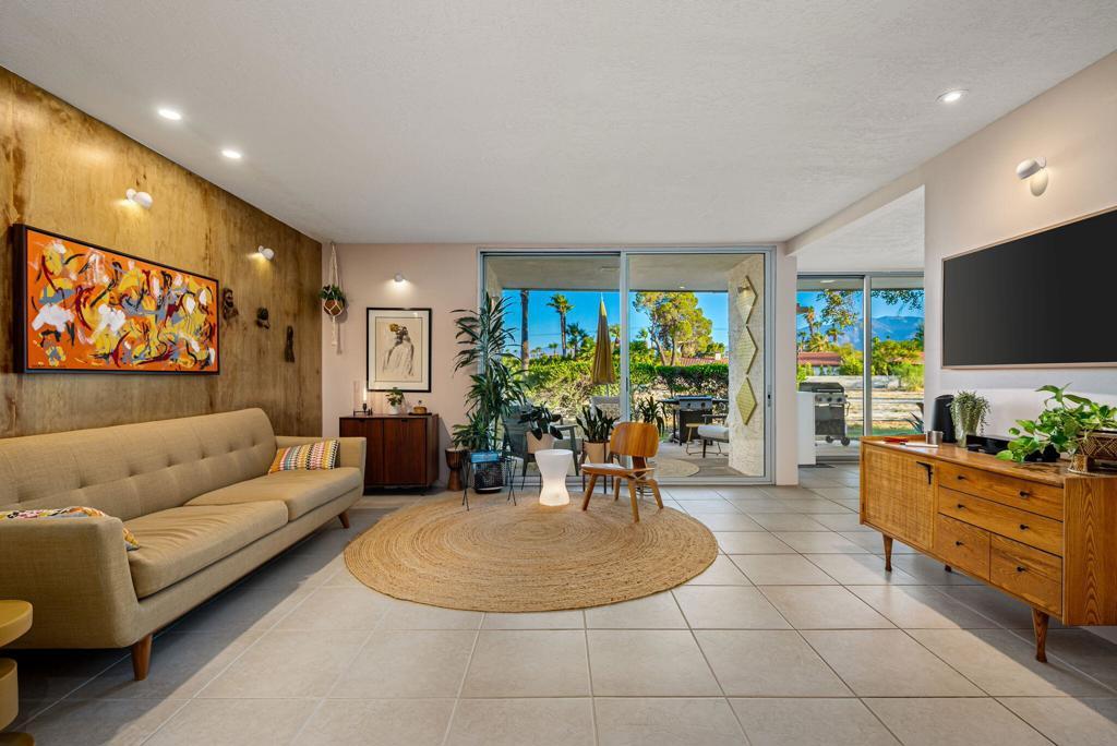 MLS #219133366DA image #0