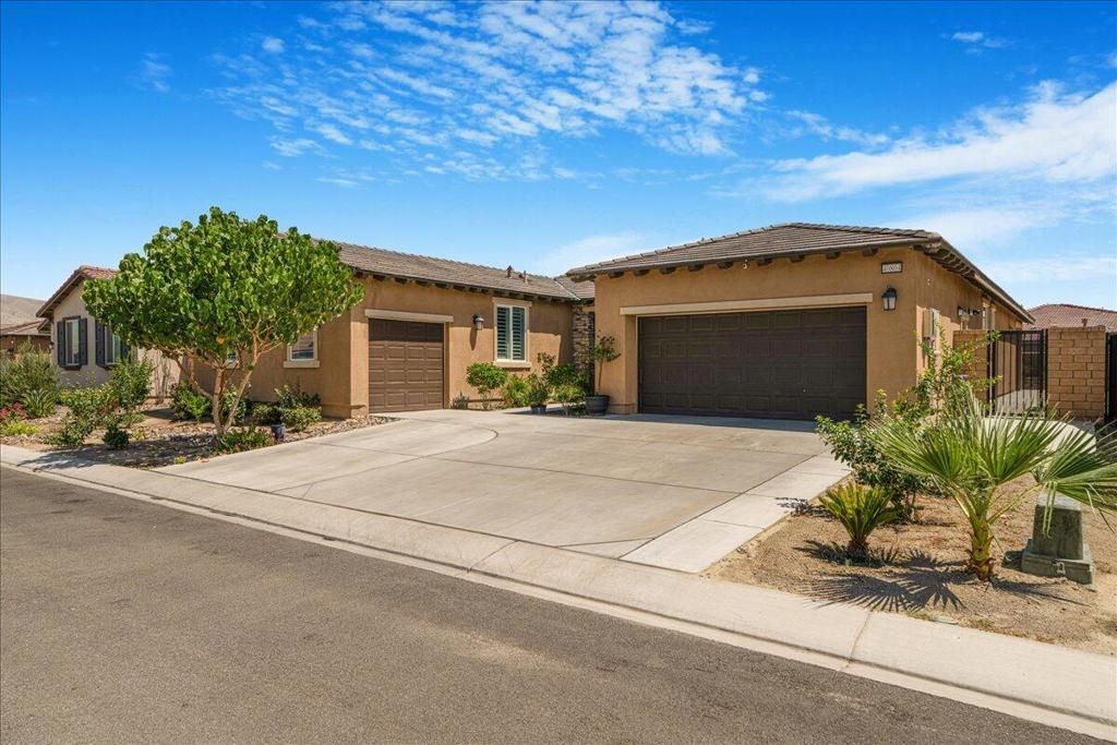 MLS #219134568DA image #0