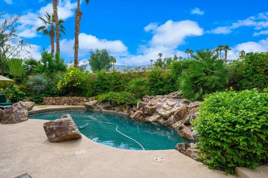 MLS #219136947DA image #0
