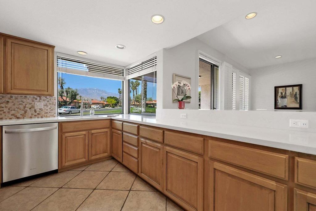 MLS #219137020PS image #0