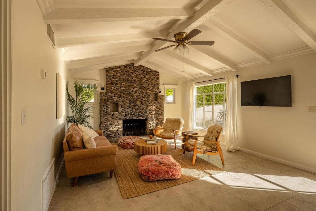 MLS #219138227PS image #0