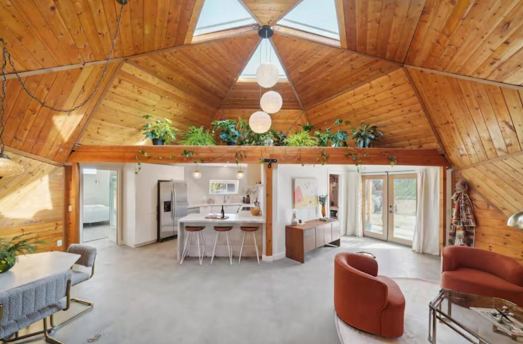 MLS #219141001PS image #0