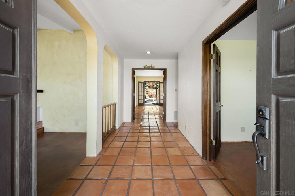 MLS #250024253SD image #0