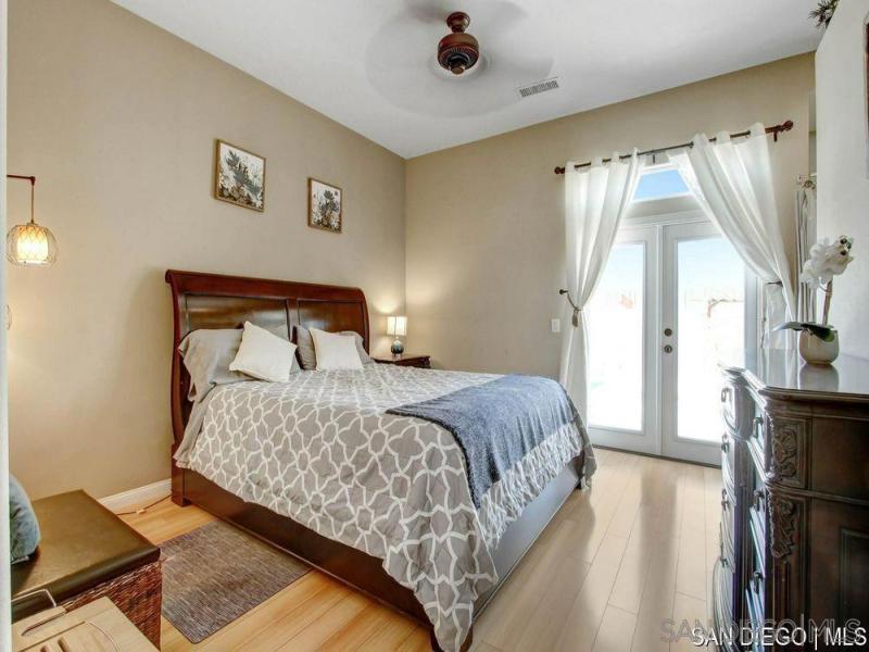 MLS #250039953SD image #0