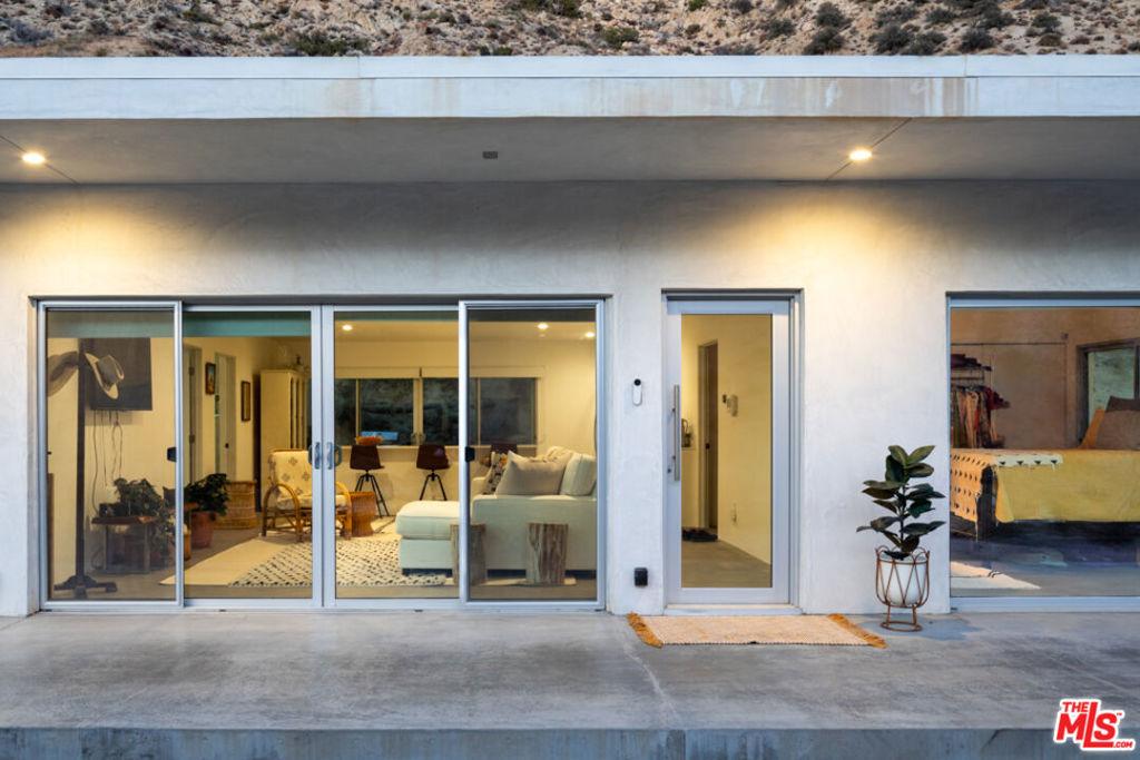 MLS #25498625 image #0