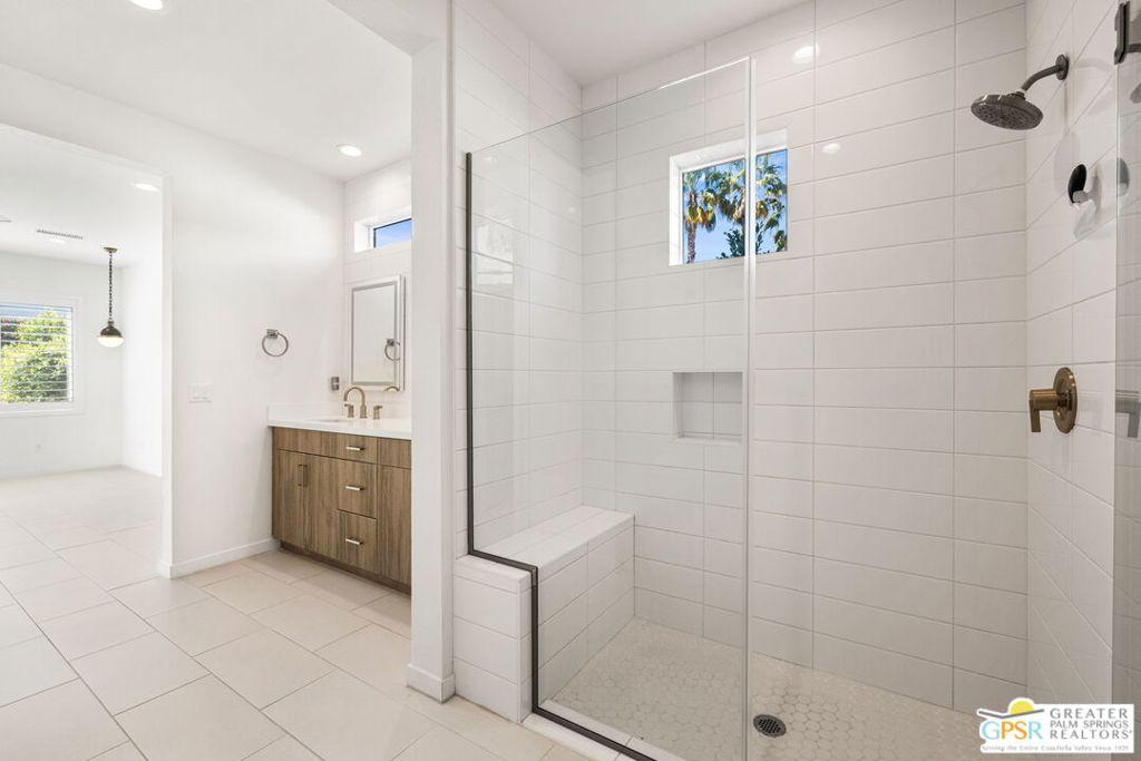MLS #25510829PS image #0