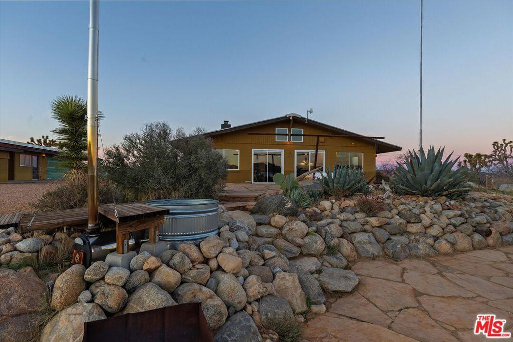 MLS #25519409 image #0