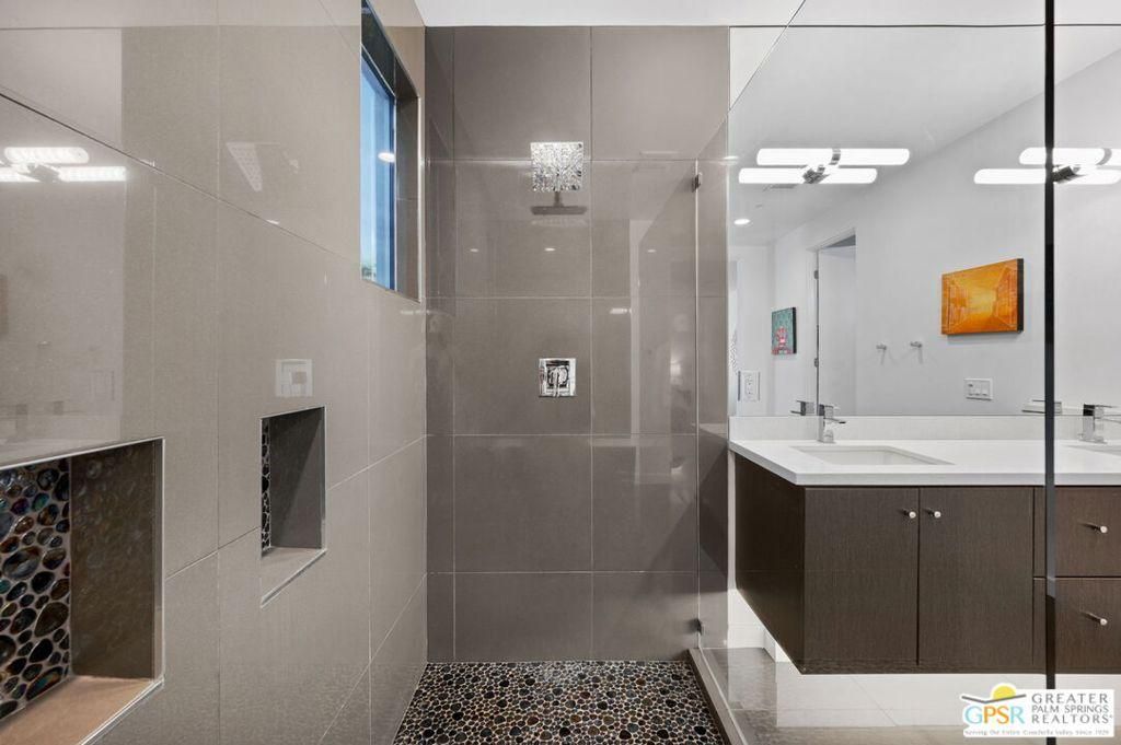 MLS #25522859PS image #0