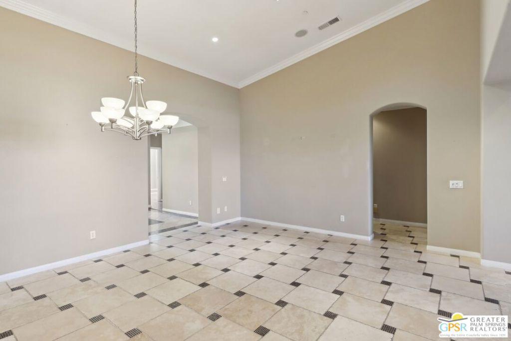 MLS #25523635PS image #0
