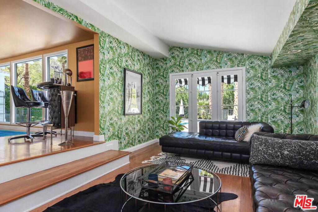 MLS #25523637 image #0