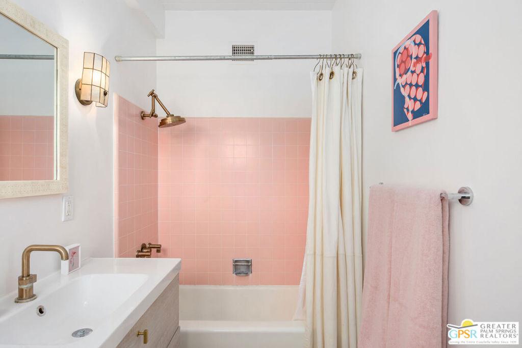 MLS #25531529PS image #0