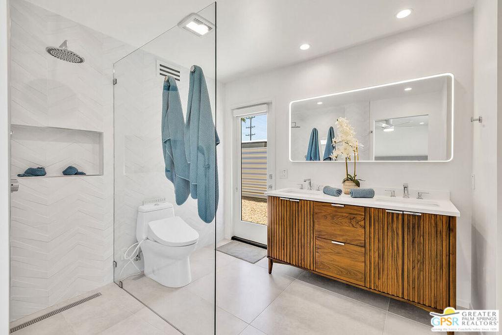 MLS #25544875PS image #0