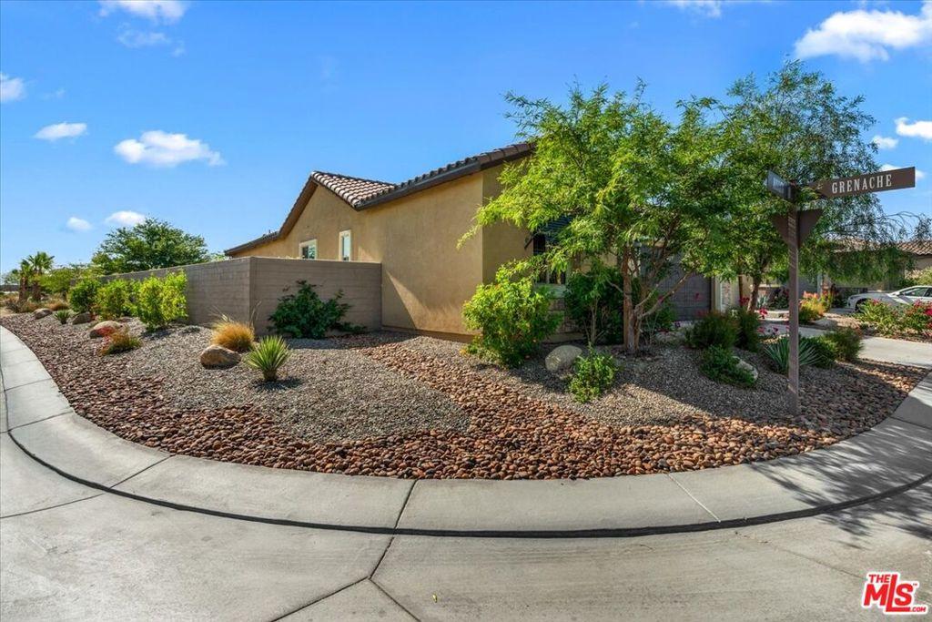 MLS #25544907 image #0