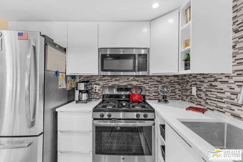 MLS #25551375PS image #0