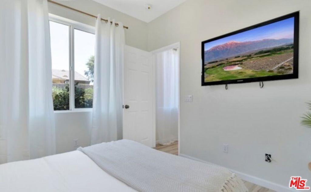 MLS #25556003 image #0
