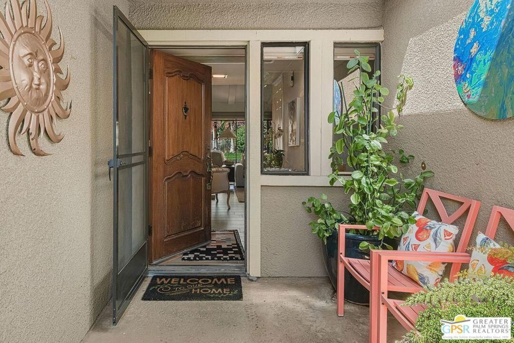 MLS #25590491PS image #0