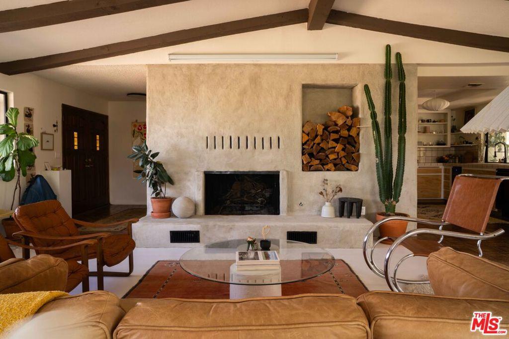 MLS #25598609 image #0