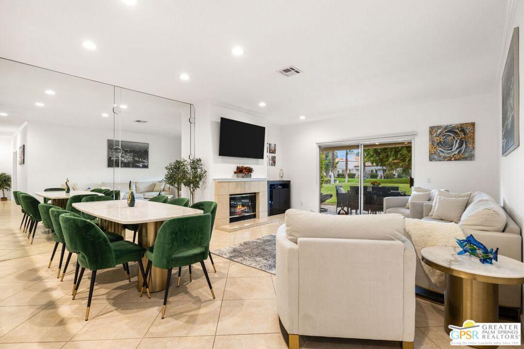 MLS #25599931PS image #0