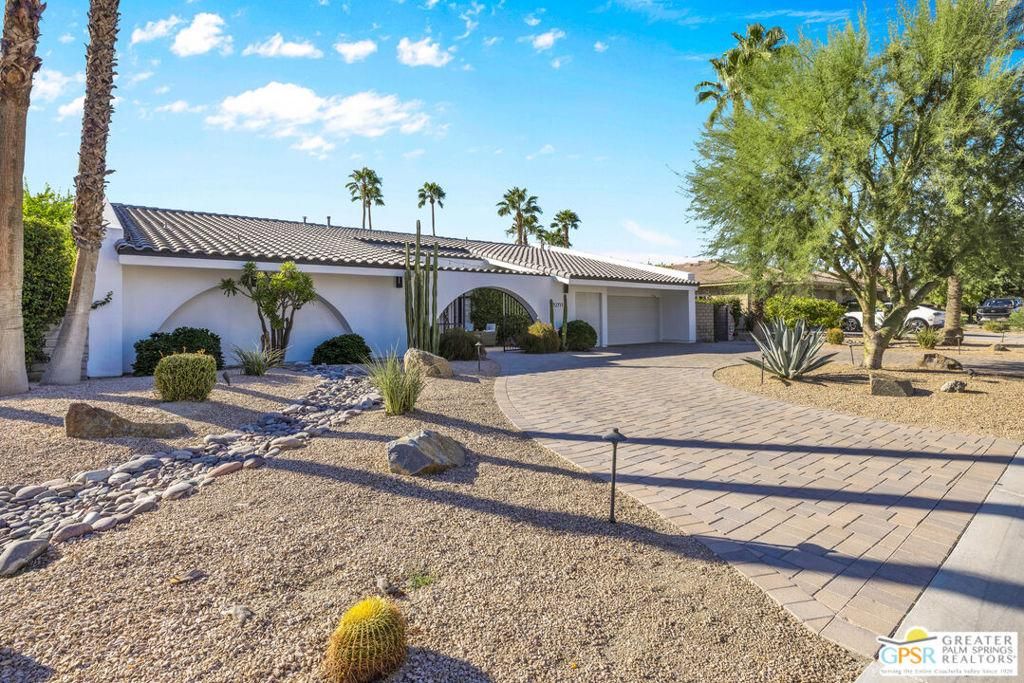 MLS #25610343PS image #0
