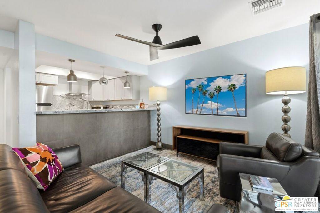 MLS #25625999PS image #0