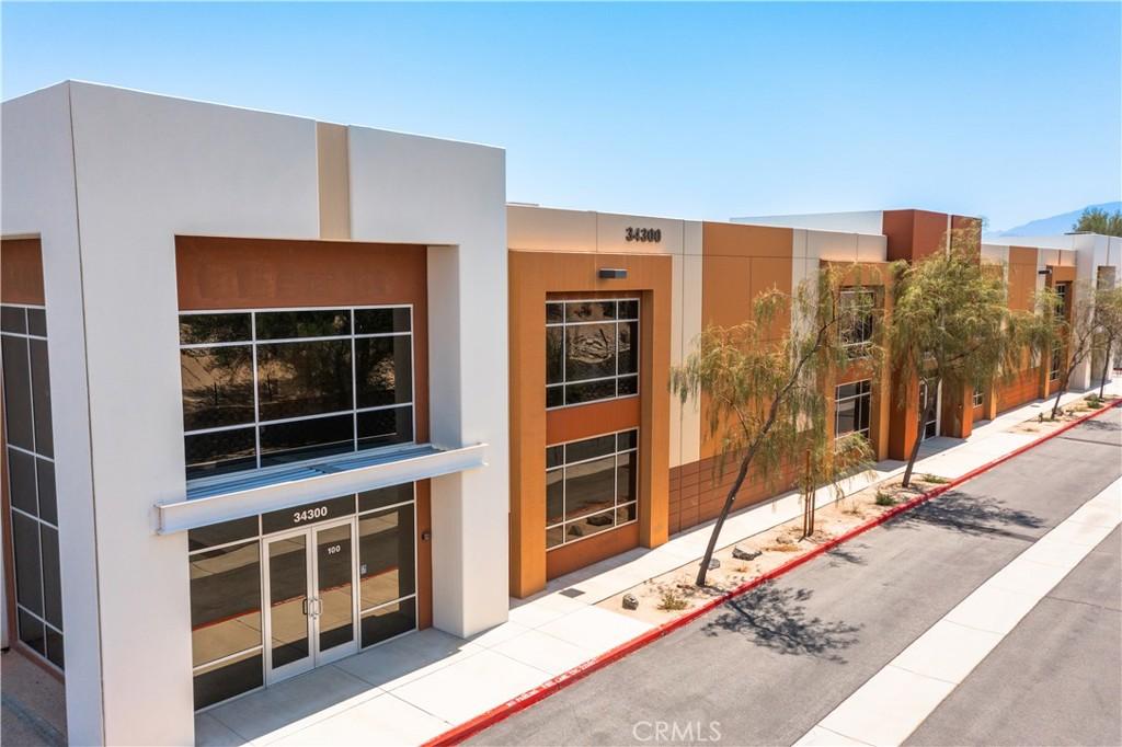 MLS #CV25109989 image #0