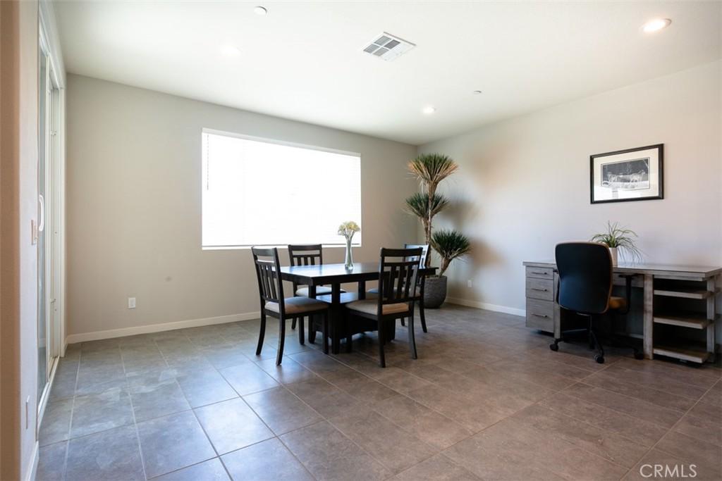MLS #CV25146316 image #0
