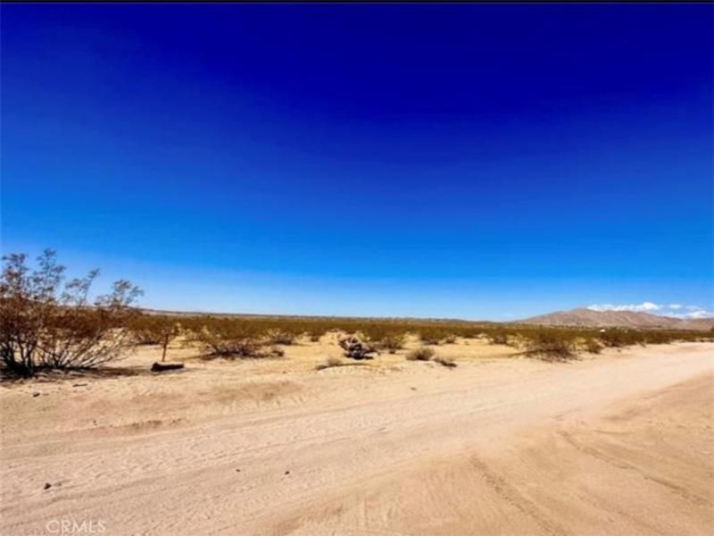 MLS #CV25180736 image #0