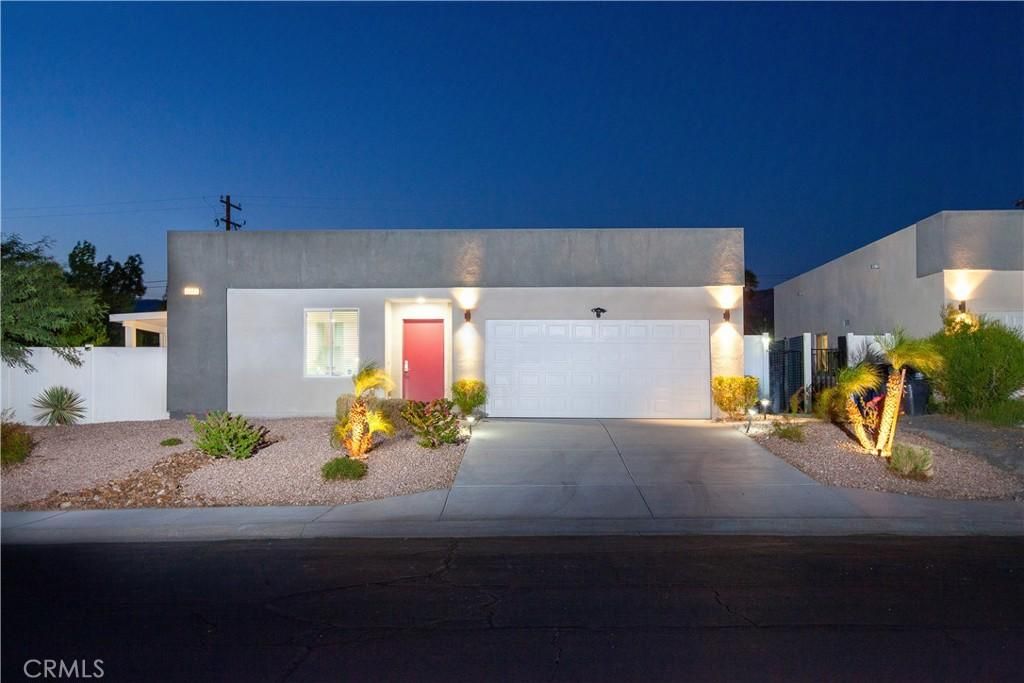MLS #CV25219301 image #0