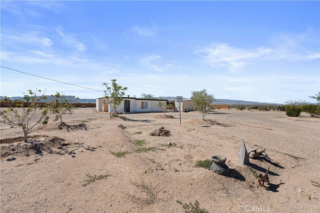 MLS #CV25236610 image #0