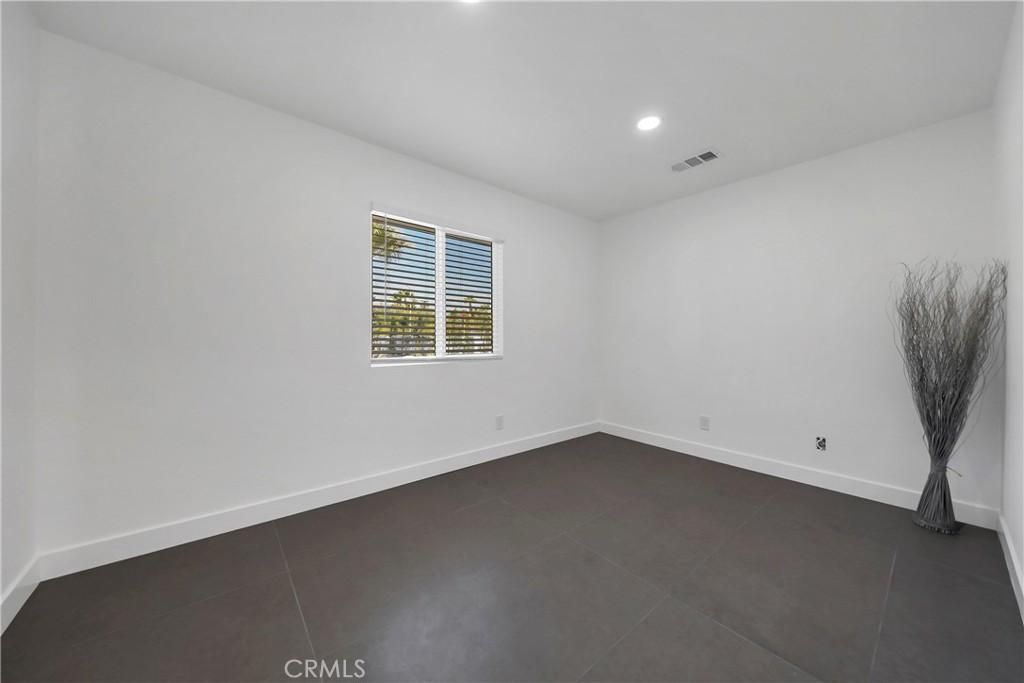 MLS #IG25096049 image #0
