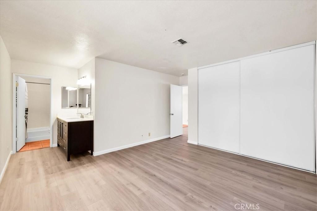 MLS #JT25056910 image #0
