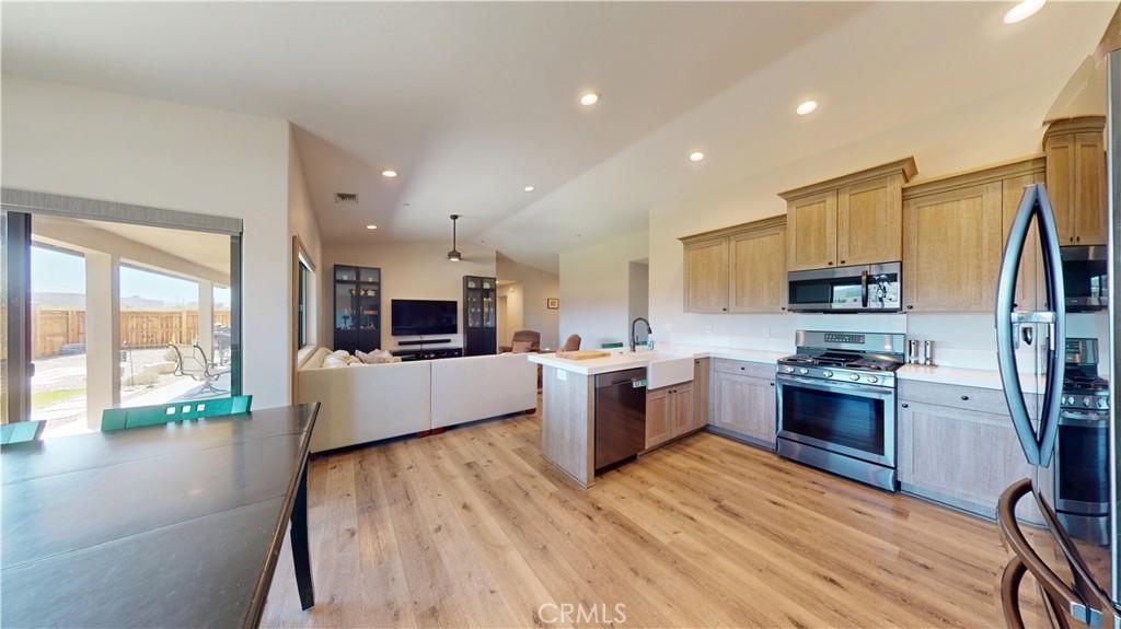 MLS #JT25091290 image #0