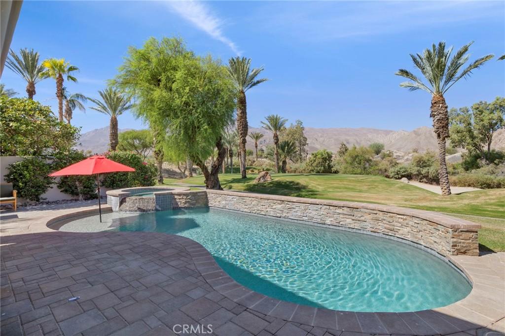 MLS #OC24186015 image #0