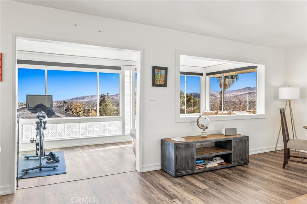 MLS #OC25058286 image #0