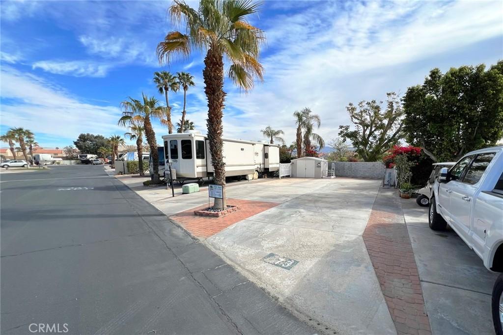 MLS #OC25058300 image #0