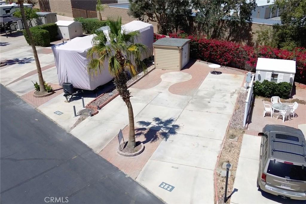 MLS #OC25058447 image #0
