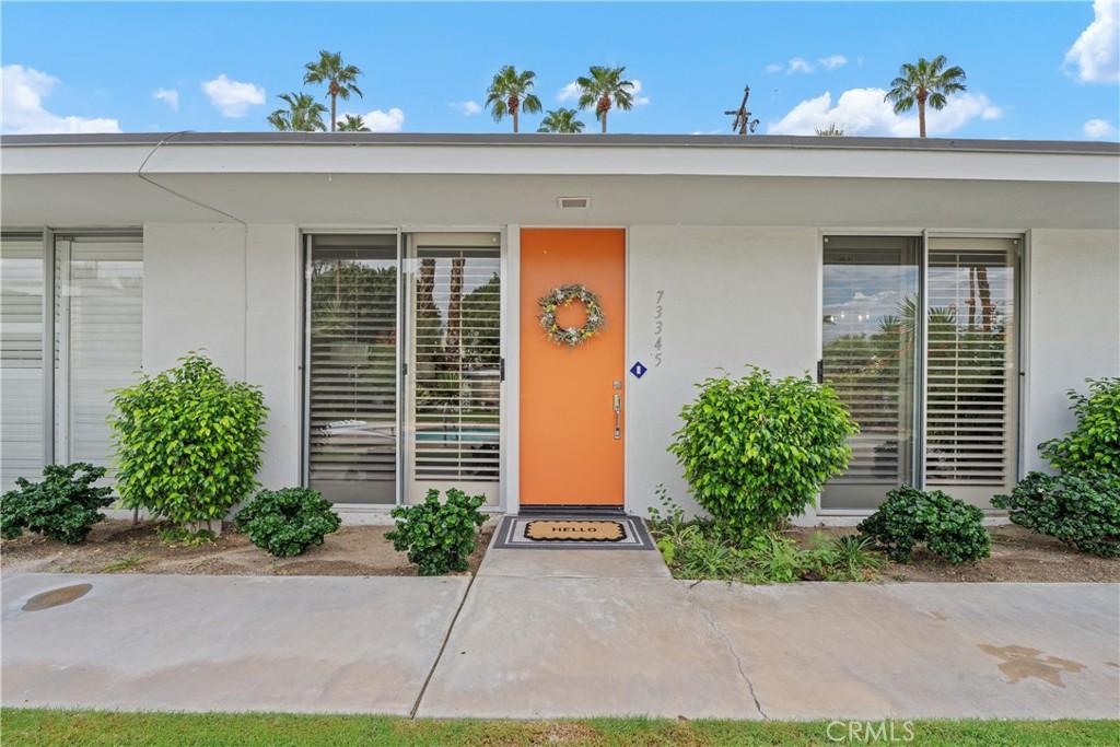 MLS #OC25090160 image #0