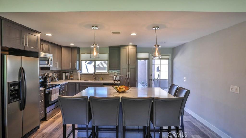 MLS #OC25115151 image #0