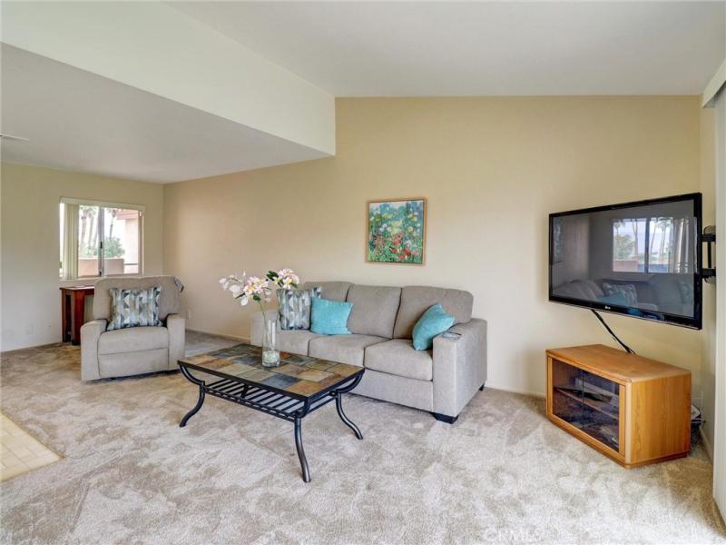 MLS #OC25115802 image #0