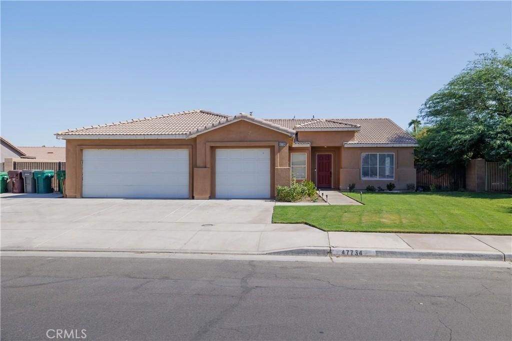 MLS #OC25129680 image #0