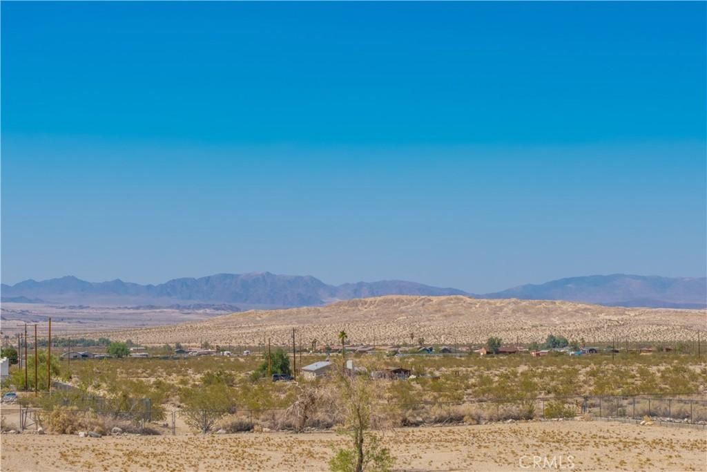 MLS #OC25140909 image #0