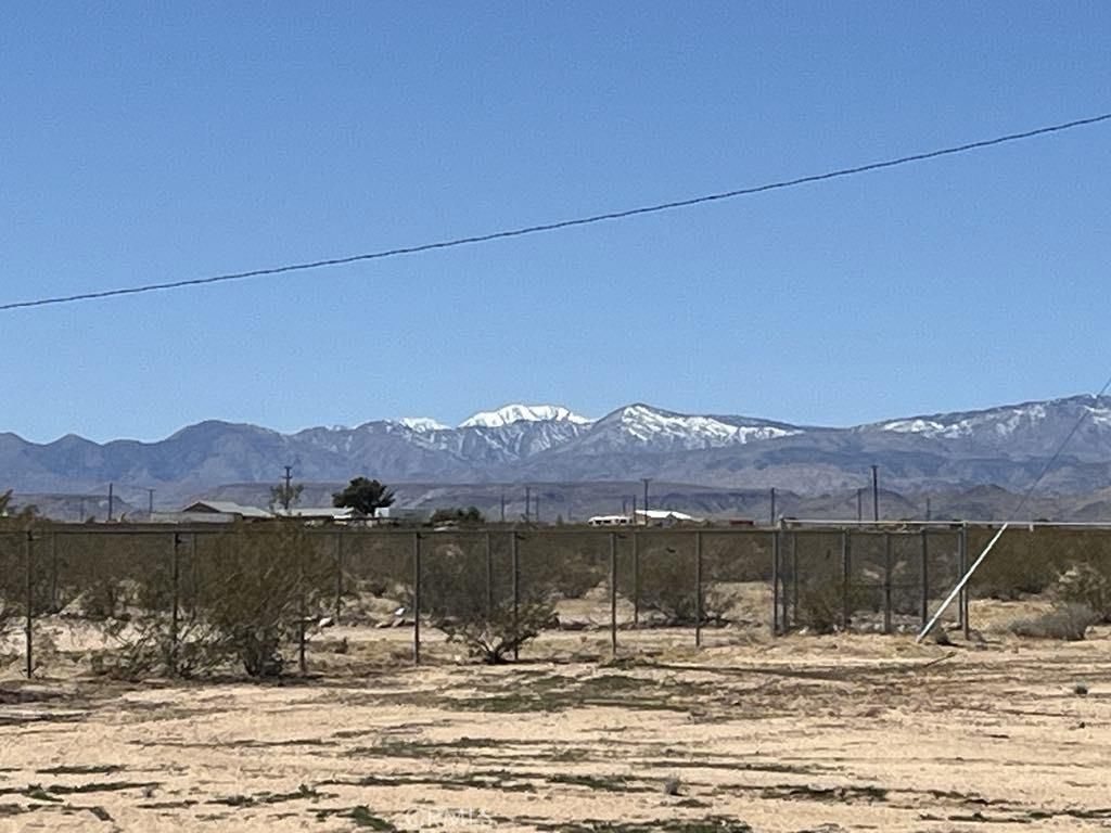 MLS #OC25141161 image #0