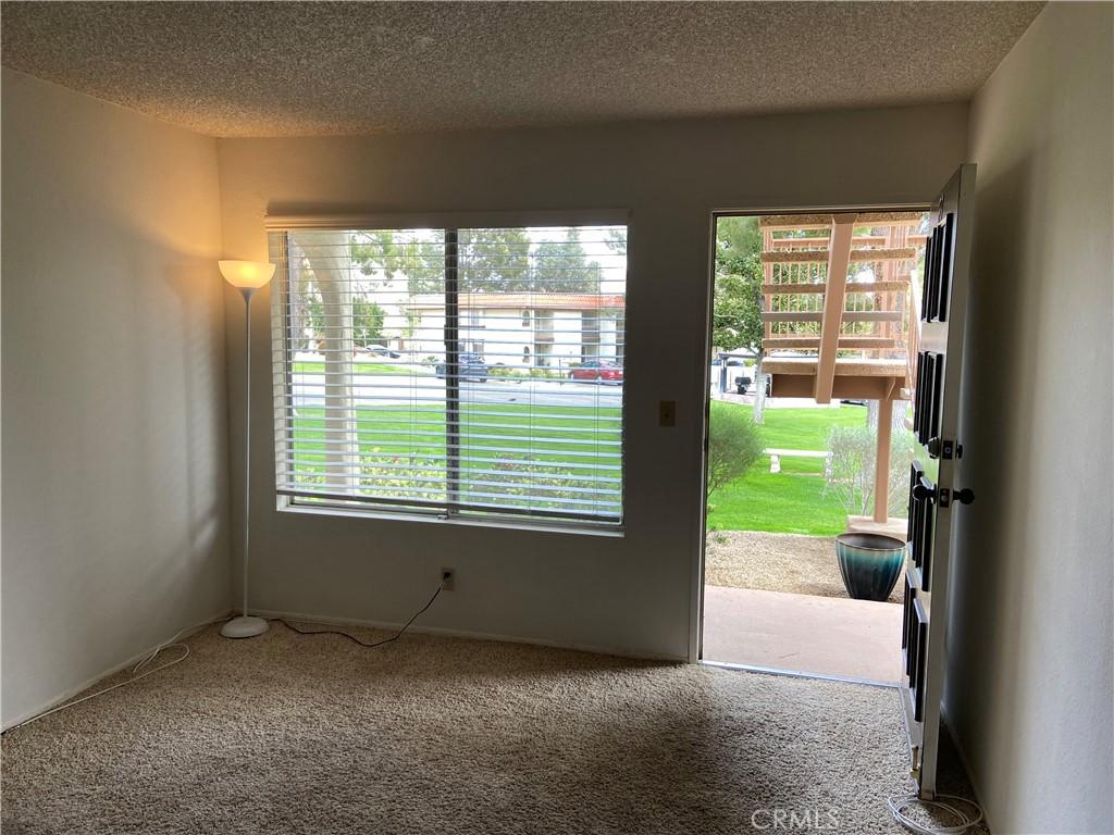 MLS #OC25153330 image #0